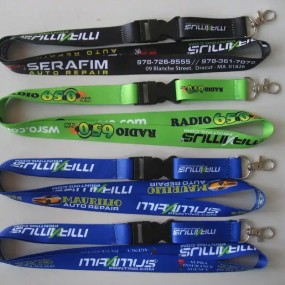 Lanyards individuell bedrucken lassen mit Firmenlogo